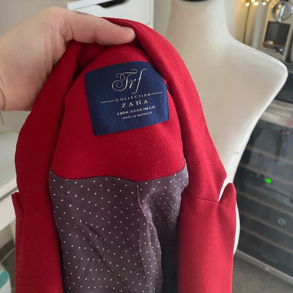 Zara red blazer | TRF collection - Picture 3 of 6